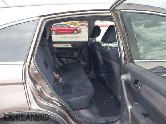 ✅ 2011 Honda CR-V SE • VIN: 5J6RE4H40BL012040 • Lot: 43663644. Listed on IAAI with 134,699 mi. Free auction sales archive from the USA and detailed vehicle history report at DreamBid. Image 8.