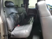 ✅ 2001 Chevrolet Silverado 2500HD LS • VIN: 1GCHK29U01E261048 • Лот: 71836145. Опубликован ранее на Copart с пробегом 94 197 миль. Бесплатный доступ к архиву аукционных продаж из США и подробный отчёт об истории автомобиля на DreamBid. Изображение 10.