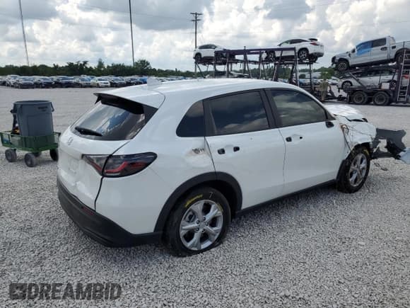 ✅ 2025 Honda HR-V LX • VIN: 3CZRZ2H31SM788823 • Lot: 67990015. Listed on Copart with 3,530 mi. Free auction sales archive from the USA and detailed vehicle history report at DreamBid. Image 3.
