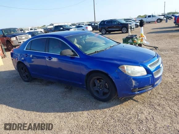 2011 Chevrolet Malibu 1LS с VIN 1G1ZB5E17BF229302, выставлен на аукционе IAAI как лот 43540468 с пробегом 153 261 миль миль и . История ставок и продаж доступна на DreamBid. Изображение 1.