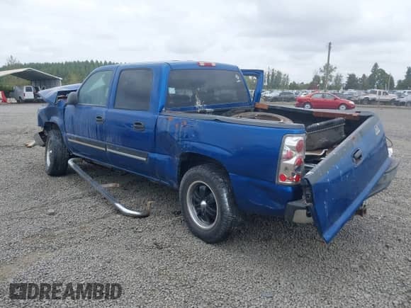 2004 Chevrolet Silverado 1500 Z71 with VIN 2GCEK13T141319493, listed as a IAAI auction lot 43398096 with Not provided miles and . Bid and sale history available at DreamBid. Image 3.