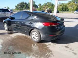 2018 Hyundai Elantra SE with VIN 5NPD74LF1JH302471, listed as a IAAI auction lot 43545456 with 190,185 mi miles and . Bid and sale history available at DreamBid. Image 3.