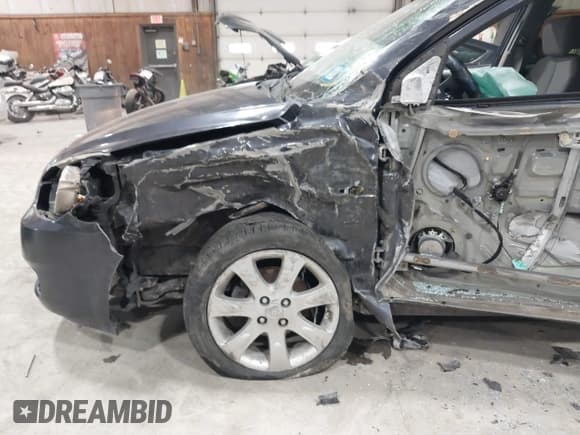 ✅ 2008 Hyundai Accent GLS • VIN: KMHCN46C78U212384 • Лот: 41596092. Опубликован ранее на IAAI с пробегом 178 562 миль. Бесплатный доступ к архиву аукционных продаж из США и подробный отчёт об истории автомобиля на DreamBid. Изображение 6.