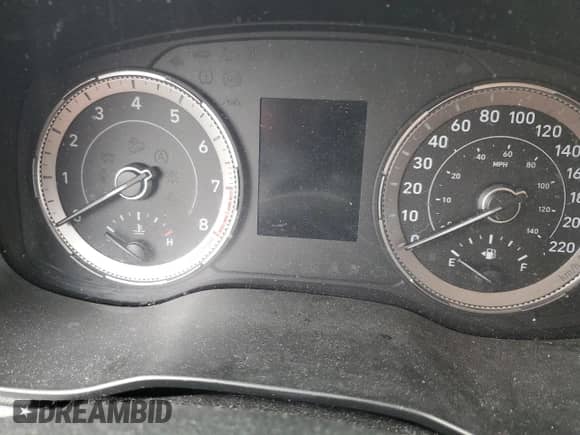 2021 Hyundai Venue SEL z VIN KMHRC8A30MU107839, wystawiony jako Copart lot #48224494 z przebiegiem Nie podano mil oraz Szkoda całkowita • Salvage title. Historia ofert i sprzedaży dostępna na DreamBid. Obrazek 9.