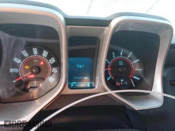 ✅ 2010 Chevrolet Camaro 2LT • VIN: 2G1FC1EV6A9191256 • Лот: 86854405. Опубликован ранее на Copart с пробегом 107 762 миль. Бесплатный доступ к архиву аукционных продаж из США и подробный отчёт об истории автомобиля на DreamBid. Изображение 9.