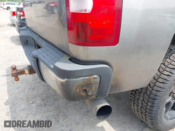 ✅ 2008 Chevrolet Silverado 2500HD LTZ • VIN: 1GCHK23658F166709 • Лот: 42387892. Опубликован ранее на IAAI с пробегом 218 201 миль. Бесплатный доступ к архиву аукционных продаж из США и подробный отчёт об истории автомобиля на DreamBid. Изображение 13.