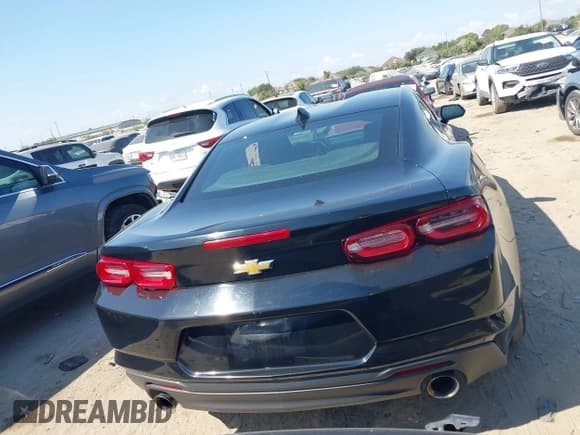 ✅ 2022 Chevrolet Camaro 1LT • VIN: 1G1FB1RX7N0115723 • Лот: 43378256. Опубликован ранее на IAAI с пробегом 58 434 миль. Бесплатный доступ к архиву аукционных продаж из США и подробный отчёт об истории автомобиля на DreamBid. Изображение 16.