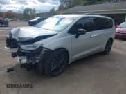 ✅ 2023 Chrysler Pacifica Limited • VIN: 2C4RC3GG1PR609990 • Лот: 43521930. Опубликован ранее на IAAI с пробегом 42 301 миль. Бесплатный доступ к архиву аукционных продаж из США и подробный отчёт об истории автомобиля на DreamBid. Изображение 20.