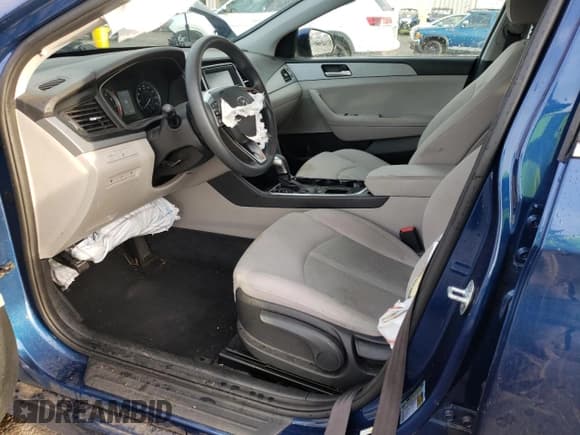 ✅ 2019 Hyundai Sonata SE • VIN: 5NPE24AF5KH800731 • Lot: 36005163. Listed on Copart with 39,763 mi. Free auction sales archive from the USA and detailed vehicle history report at DreamBid. Image 7.