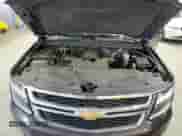 2016 Chevrolet Tahoe LT z VIN 1GNSKBKC6GR300192, wystawiony jako Copart lot #91616445 z przebiegiem 182 596 mil mil oraz Czysty tytuł • Clean title. Historia ofert i sprzedaży dostępna na DreamBid. Obrazek 12.