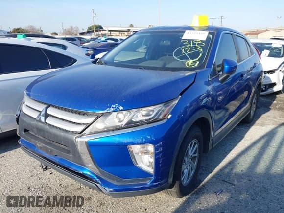 ✅ 2018 Mitsubishi Eclipse Cross ES • VIN: JA4AT3AA7JZ062037 • Лот: 43523335. Опубликован ранее на IAAI с пробегом 85 360 миль. Бесплатный доступ к архиву аукционных продаж из США и подробный отчёт об истории автомобиля на DreamBid. Изображение 2.