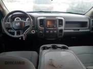 ✅ 2019 Ram 1500 Tradesman • VIN: 1C6RR6FG1KS637966 • Lot: 81295805. Wystawiony na Copart z przebiegiem 67 121 mil. Bezpłatny archiwum sprzedaży aukcyjnych z USA i szczegółowy raport historii pojazdu na DreamBid. Zdjęcie 8.