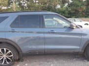 ✅ 2025 Ford Explorer ST-Line • VIN: 1FMUK8KH2SGB09336 • Lot: 42764411. Listed on IAAI with 2,360 mi. Free auction sales archive from the USA and detailed vehicle history report at DreamBid. Image 13.