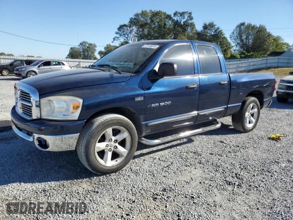 ✅ 2007 Dodge 1500 SLT • VIN: 1D7HA18217J571440 • Лот: 77115974. Опубликован ранее на Copart с пробегом 150 639 миль. Бесплатный доступ к архиву аукционных продаж из США и подробный отчёт об истории автомобиля на DreamBid. Изображение 1.