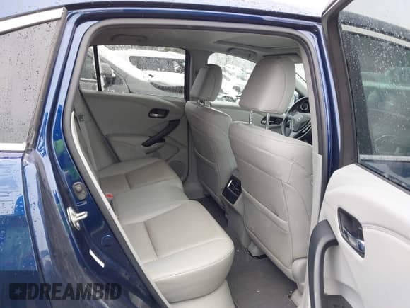 ✅ 2017 Acura RDX Advance • VIN: 5J8TB4H7XHL031946 • Lot: 41999596. Listed on IAAI with 51,653 mi. Free auction sales archive from the USA and detailed vehicle history report at DreamBid. Image 8.