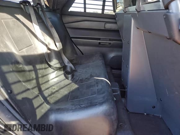 ✅ 2021 Ford Police Interceptor Utility • VIN: 1FM5K8AB4MGA43912 • Lot: 92089935. Wystawiony na Copart z przebiegiem 44 577 mil. Bezpłatny archiwum sprzedaży aukcyjnych z USA i szczegółowy raport historii pojazdu na DreamBid. Zdjęcie 11.