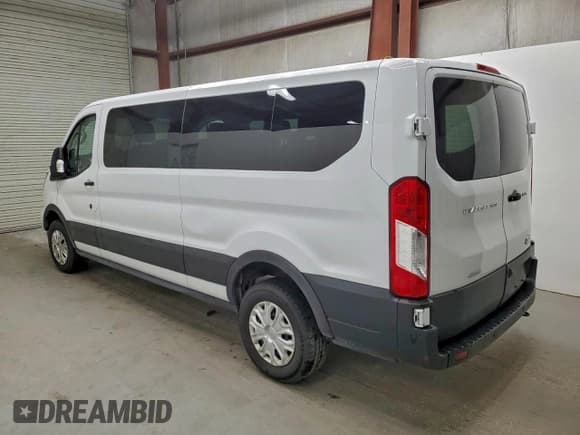 ✅ 2023 Ford Transit Passenger XLT • VIN: 1FBAX2YGXPKA94145 • Лот: 94169395. Опубликован ранее на Copart с пробегом 61 374 миль. Бесплатный доступ к архиву аукционных продаж из США и подробный отчёт об истории автомобиля на DreamBid. Изображение 2.