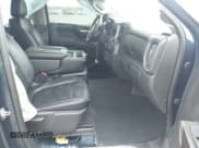 ✅ 2019 Chevrolet Silverado 1500 LT • VIN: 3GCUYDED6KG311850 • Lot: 42671481. Wystawiony na IAAI z przebiegiem 80 758 mil. Bezpłatny archiwum sprzedaży aukcyjnych z USA i szczegółowy raport historii pojazdu na DreamBid. Zdjęcie 5.