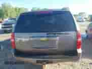 2014 Chevrolet Suburban LT z VIN 1GNSKJE76ER214080, wystawiony jako IAAI lot #42766041 z przebiegiem 204 832 mil mil oraz . Historia ofert i sprzedaży dostępna na DreamBid. Obrazek 16.