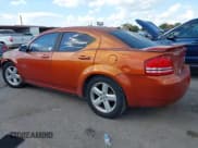 ✅ 2008 Dodge Avenger SXT • VIN: 1B3LC56R08N155347 • Lot: 43403559. Wystawiony na IAAI z przebiegiem 190 891 mil. Bezpłatny archiwum sprzedaży aukcyjnych z USA i szczegółowy raport historii pojazdu na DreamBid. Zdjęcie 3.