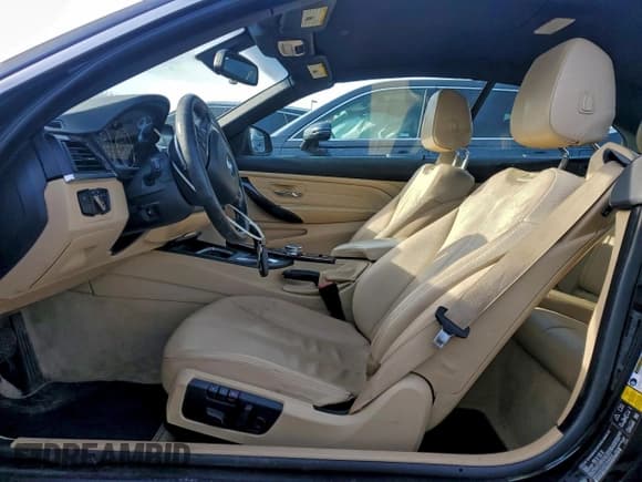 ✅ 2015 BMW 4 Series 428i xDrive • VIN: WBA3V9C53FP946942 • Lot: 94252685. Listed on Copart with 90,350 mi. Free auction sales archive from the USA and detailed vehicle history report at DreamBid. Image 7.