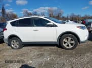 ✅ 2013 Toyota RAV4 XLE • VIN: JTMRFREV7D5026554 • Lot: 43815776. Wystawiony na IAAI z przebiegiem 122 535 mil. Bezpłatny archiwum sprzedaży aukcyjnych z USA i szczegółowy raport historii pojazdu na DreamBid. Zdjęcie 13.