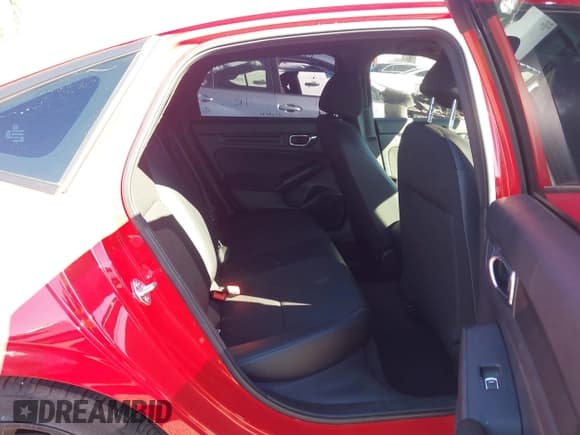 ✅ 2022 Honda Civic Sport • VIN: 2HGFE2F54NH580187 • Lot: 43443095. Wystawiony na IAAI z przebiegiem 32 918 mil. Bezpłatny archiwum sprzedaży aukcyjnych z USA i szczegółowy raport historii pojazdu na DreamBid. Zdjęcie 8.