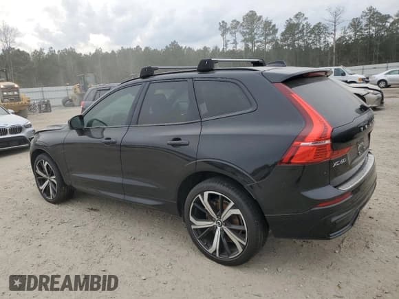 ✅ 2022 Volvo XC60 R-Design • VIN: YV4062RM1N1950639 • Лот: 38506364. Опубликован ранее на Copart с пробегом 25 138 миль. Бесплатный доступ к архиву аукционных продаж из США и подробный отчёт об истории автомобиля на DreamBid. Изображение 2.
