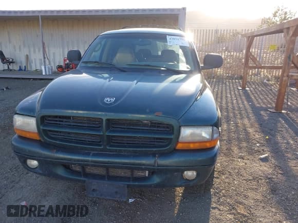 ✅ 2000 Dodge Durango • VIN: 1B4HS28Z1YF286488 • Lot: 43851756. Listed on IAAI with 151,201 mi. Free auction sales archive from the USA and detailed vehicle history report at DreamBid. Image 6.