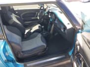 ✅ 2003 MINI Hardtop S • VIN: WMWRE33413TD73088 • Лот: 42521733. Опубликован ранее на IAAI с пробегом 221 915 миль. Бесплатный доступ к архиву аукционных продаж из США и подробный отчёт об истории автомобиля на DreamBid. Изображение 5.