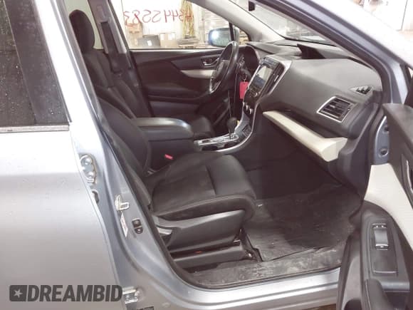✅ 2019 Subaru Ascent Premium • VIN: 4S4WMAHD6K3451846 • Lot: 43445583. Listed on IAAI with 98,678 mi. Free auction sales archive from the USA and detailed vehicle history report at DreamBid. Image 5.