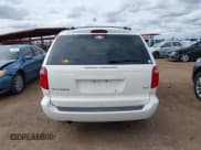 ✅ 2005 Dodge Caravan SXT • VIN: 2D4GP44L95R404212 • Lot: 41807526. Listed on IAAI with Not provided. Free auction sales archive from the USA and detailed vehicle history report at DreamBid. Image 16.