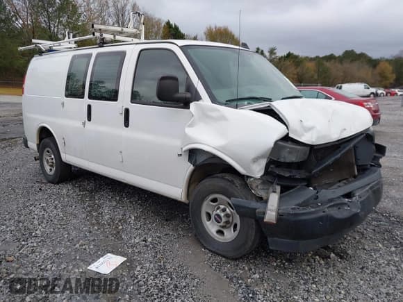 ✅ 2018 GMC Savana Cargo • VIN: 1GTW7AFP0J1313397 • Lot: 41057578. Listed on IAAI with 147,304 mi. Free auction sales archive from the USA and detailed vehicle history report at DreamBid. Image 1.
