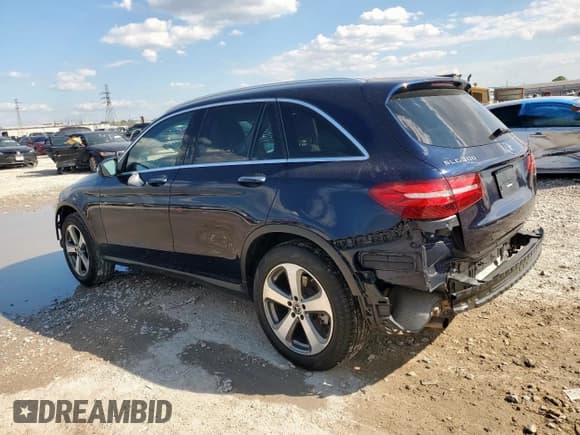 ✅ 2019 Mercedes-Benz GLC 300 • VIN: WDC0G4JB0KV161337 • Lot: 81901955. Listed on Copart with 68,851 mi. Free auction sales archive from the USA and detailed vehicle history report at DreamBid. Image 2.