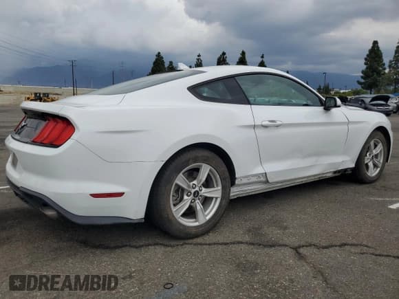 ✅ 2022 Ford Mustang EcoBoost • VIN: 1FA6P8TH7N5113871 • Lot: 81385545. Listed on Copart with 54,946 mi. Free auction sales archive from the USA and detailed vehicle history report at DreamBid. Image 3.