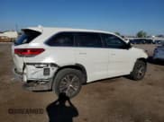 ✅ 2018 Toyota Highlander LE • VIN: 5TDZZRFH3JS254234 • Lot: 81393595. Wystawiony na Copart z przebiegiem 101 085 mil. Bezpłatny archiwum sprzedaży aukcyjnych z USA i szczegółowy raport historii pojazdu na DreamBid. Zdjęcie 3.