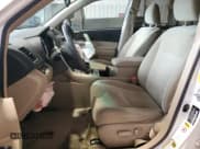 ✅ 2010 Toyota Highlander • VIN: 5TDZK3EH8AS005012 • Lot: 48245625. Listed on Copart with 184,760 mi. Free auction sales archive from the USA and detailed vehicle history report at DreamBid. Image 7.