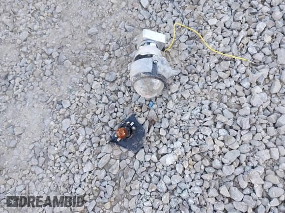 ✅ 2017 Hyundai Elantra Value Edition • VIN: 5NPD84LF3HH072844 • Lot: 41419611. Listed on IAAI with 77,067 mi. Free auction sales archive from the USA and detailed vehicle history report at DreamBid. Image 12.