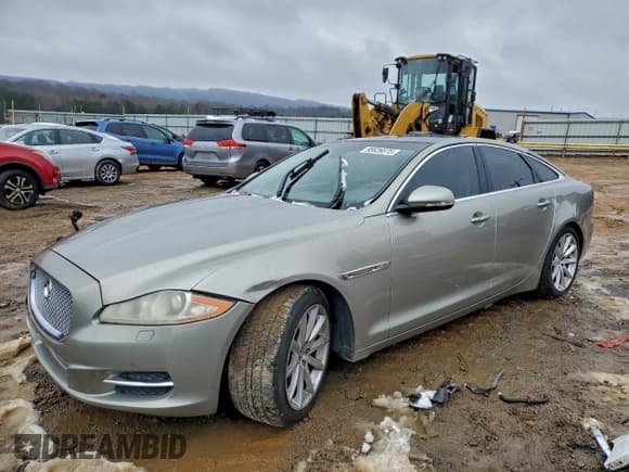 ✅ 2011 Jaguar XJ • VIN: SAJWA1CB4BLV12079 • Lot: 95626675. Listed on Copart with 180,988 mi. Free auction sales archive from the USA and detailed vehicle history report at DreamBid. Image 1.