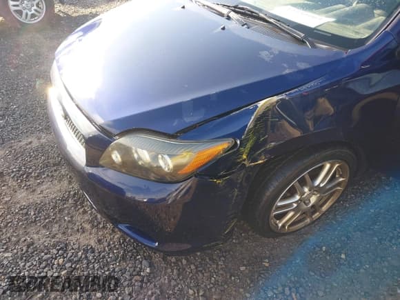 ✅ 2010 Scion tC • VIN: JTKDE3B7XA0321911 • Lot: 42159264. Wystawiony na IAAI z przebiegiem 139 302 mil. Bezpłatny archiwum sprzedaży aukcyjnych z USA i szczegółowy raport historii pojazdu na DreamBid. Zdjęcie 6.