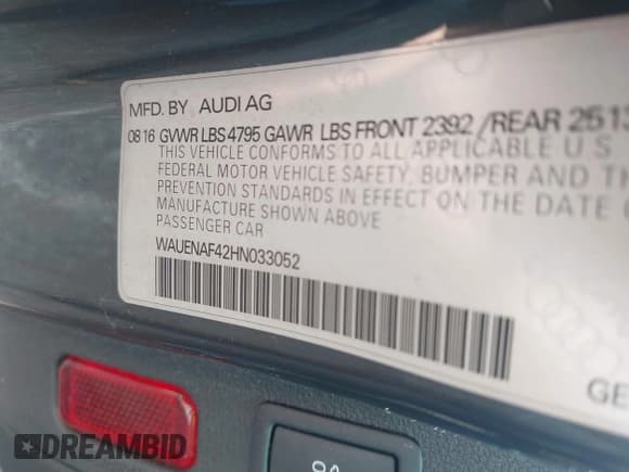 ✅ 2017 Audi A4 Premium Plus • VIN: WAUENAF42HN033052 • Lot: 42984396. Listed on IAAI with 192,632 mi. Free auction sales archive from the USA and detailed vehicle history report at DreamBid. Image 9.