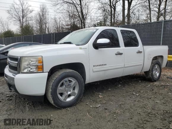 ✅ 2011 Chevrolet Silverado 1500 1HY • VIN: 3GCUKUEJ7BG152120 • Lot: 86327734. Listed on Copart with 49,477 mi. Free auction sales archive from the USA and detailed vehicle history report at DreamBid. Image 1.