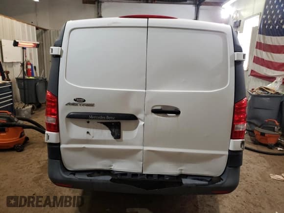 ✅ 2017 Mercedes-Benz Metris Cargo • VIN: WD3PG2EA6H3215443 • Lot: 48346215. Listed on Copart with 160,756 mi. Free auction sales archive from the USA and detailed vehicle history report at DreamBid. Image 6.