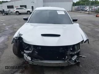 ✅ 2023 Dodge Charger R/T • VIN: 2C3CDXCT5PH575415 • Lot: 42968260. Wystawiony na IAAI z przebiegiem 47 952 mil. Bezpłatny archiwum sprzedaży aukcyjnych z USA i szczegółowy raport historii pojazdu na DreamBid. Zdjęcie 6.