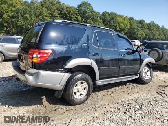 ✅ 2001 Toyota Sequoia SR5 • VIN: 5TDBT44A11S034439 • Лот: 81307735. Опубликован ранее на Copart с пробегом Не указан. Бесплатный доступ к архиву аукционных продаж из США и подробный отчёт об истории автомобиля на DreamBid. Изображение 3.