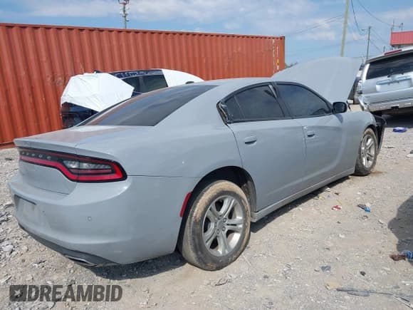 ✅ 2021 Dodge Charger SXT • VIN: 2C3CDXBG1MH518225 • Lot: 43371767. Wystawiony na IAAI z przebiegiem 113 984 mil. Bezpłatny archiwum sprzedaży aukcyjnych z USA i szczegółowy raport historii pojazdu na DreamBid. Zdjęcie 4.