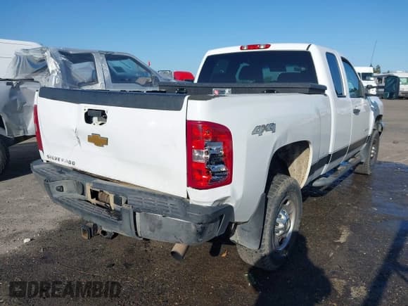 ✅ 2013 Chevrolet Silverado 2500HD Work Truck • VIN: 1GC2KVCGXDZ403672 • Lot: 41944179. Listed on IAAI with 232,436 mi. Free auction sales archive from the USA and detailed vehicle history report at DreamBid. Image 4.