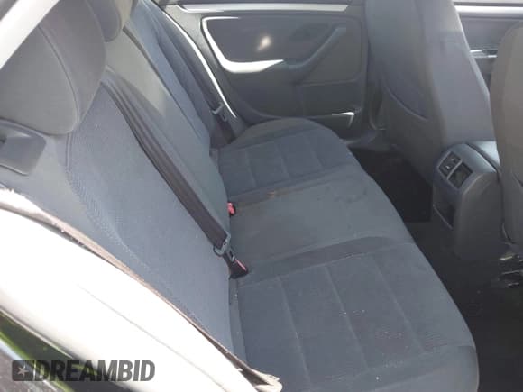 ✅ 2007 Volkswagen Jetta • VIN: 3VWGG71K37M050110 • Лот: 42810950. Опубликован ранее на IAAI с пробегом 136 740 миль. Бесплатный доступ к архиву аукционных продаж из США и подробный отчёт об истории автомобиля на DreamBid. Изображение 8.