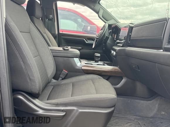 ✅ 2025 GMC Sierra 1500 Elevation • VIN: 1GTUUCE87SZ133827 • Lot: 92056325. Wystawiony na Copart z przebiegiem Nie podano. Bezpłatny archiwum sprzedaży aukcyjnych z USA i szczegółowy raport historii pojazdu na DreamBid. Zdjęcie 5.