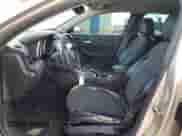 2015 Chevrolet Malibu LT z VIN 1G11D5SL8FF256916, wystawiony jako Copart lot #82206705 z przebiegiem 170 543 mil mil oraz Szkoda całkowita • Salvage title. Historia ofert i sprzedaży dostępna na DreamBid. Obrazek 7.